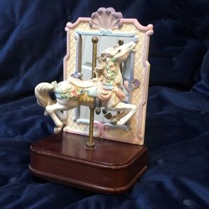 Carousel horse music box 1989